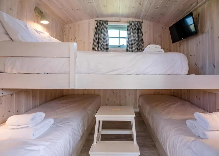 Honeysuckle Farm Holidays By Stay In Suffolk, Monk Soham